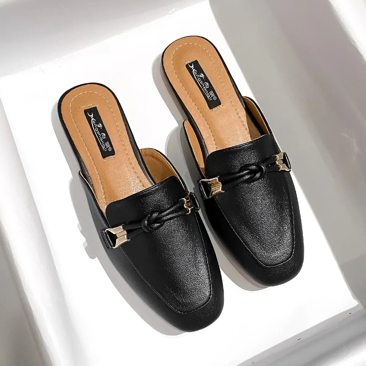 Closed-Toe Mule