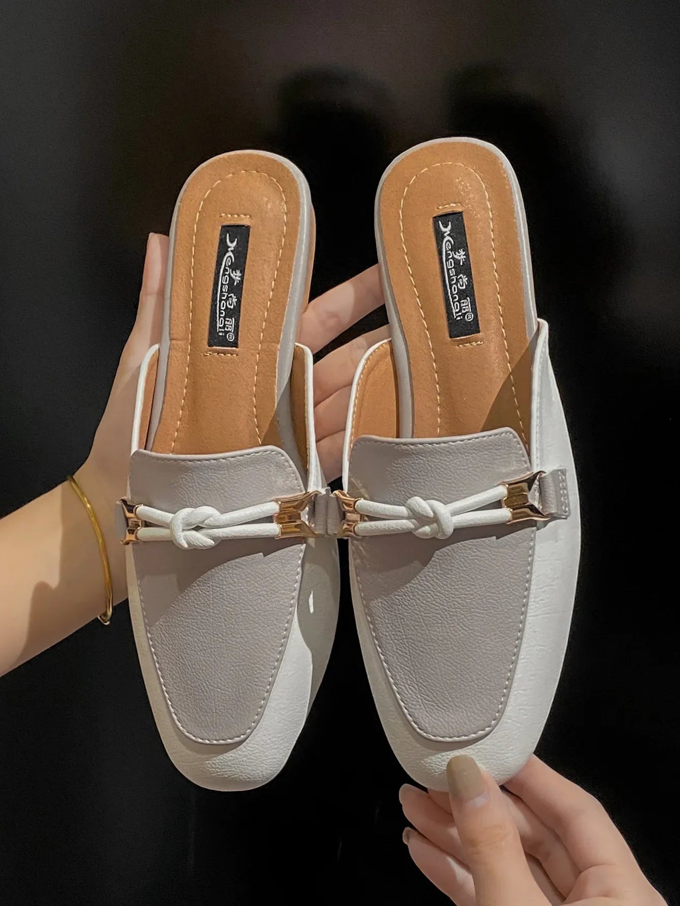 Closed-Toe Mule