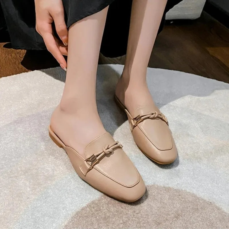 Closed-Toe Mule